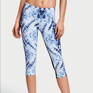 VICTORIA’S SECRET SPORT VSX Knockout Crop